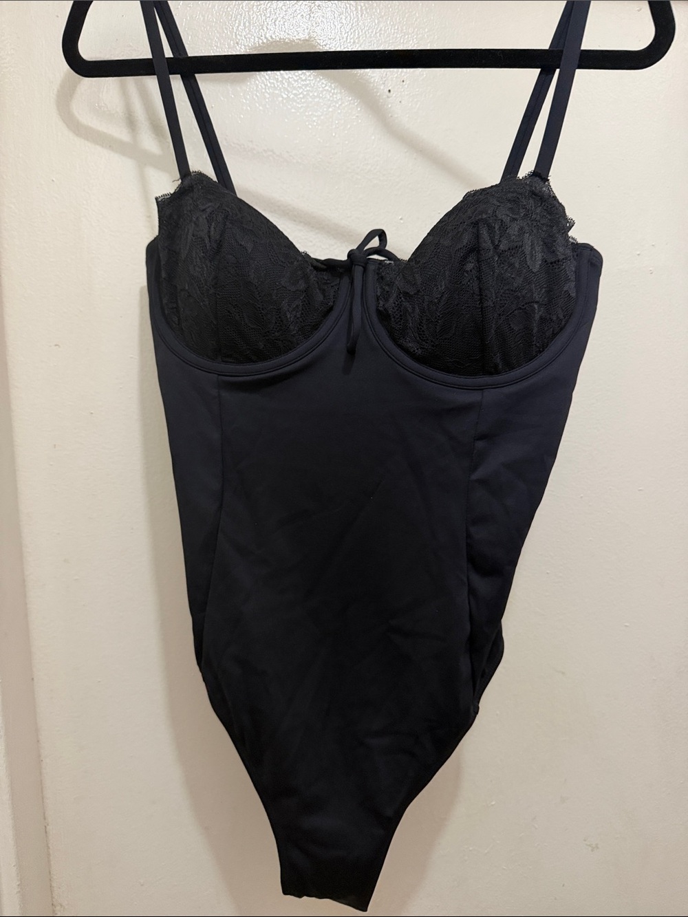 Cupshe Black Lace-Trim Bodysuit